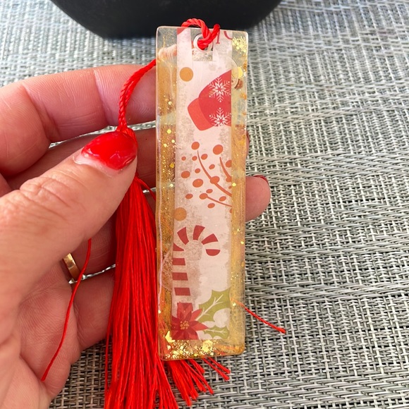 XMAS Handmade Festive Holiday Bookmark small Gold with white Strip - Picture 5 of 8